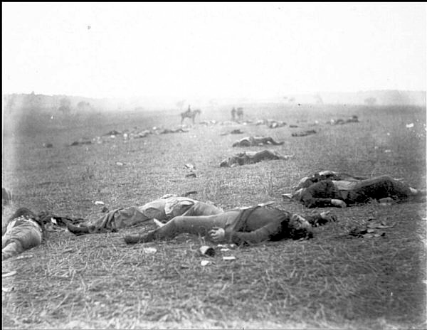 http://www.sonofthesouth.net/leefoundation/gettysburg/battle-of-gettysburg_small.jpg